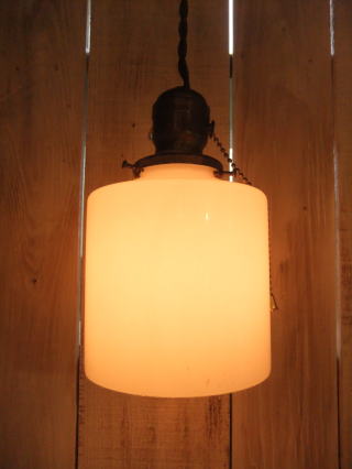 １９４０’ｓミルクペンダントライト　アンティーク照明　ランプ　ビンテージ