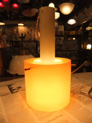 １９７０’ｓオレンジペンダントライト　写真６枚目　アンティーク照明 ビンテージ　ランプ　福岡 