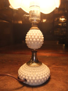 １９５０’ｓポーセリンランプ　デスクスタンド　 写真２枚目　アンティーク照明 ビンテージ　ランプ